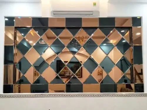 Gương ghép trang trí studio